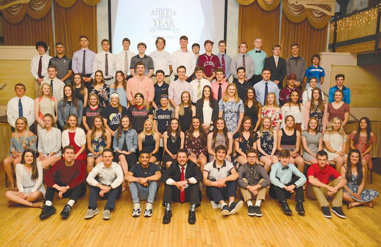 2018 Athletes of the Year: Martinazzi, Dillow receive honors at annual banquet